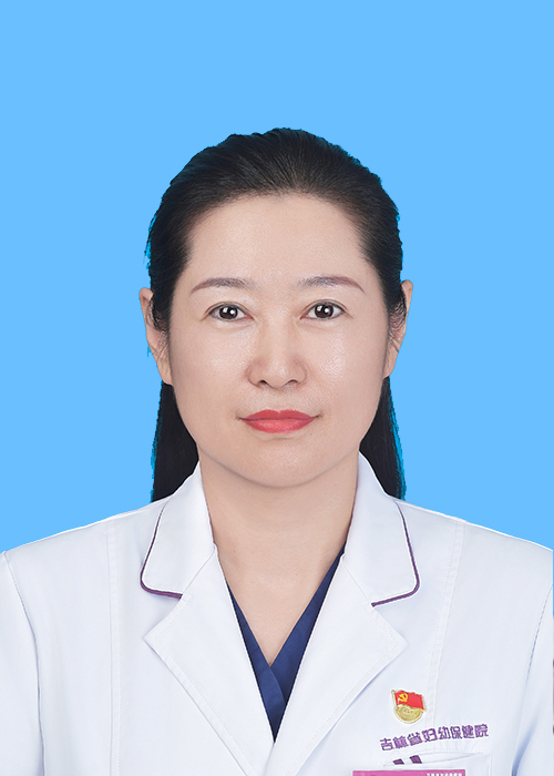 吕荣君.png